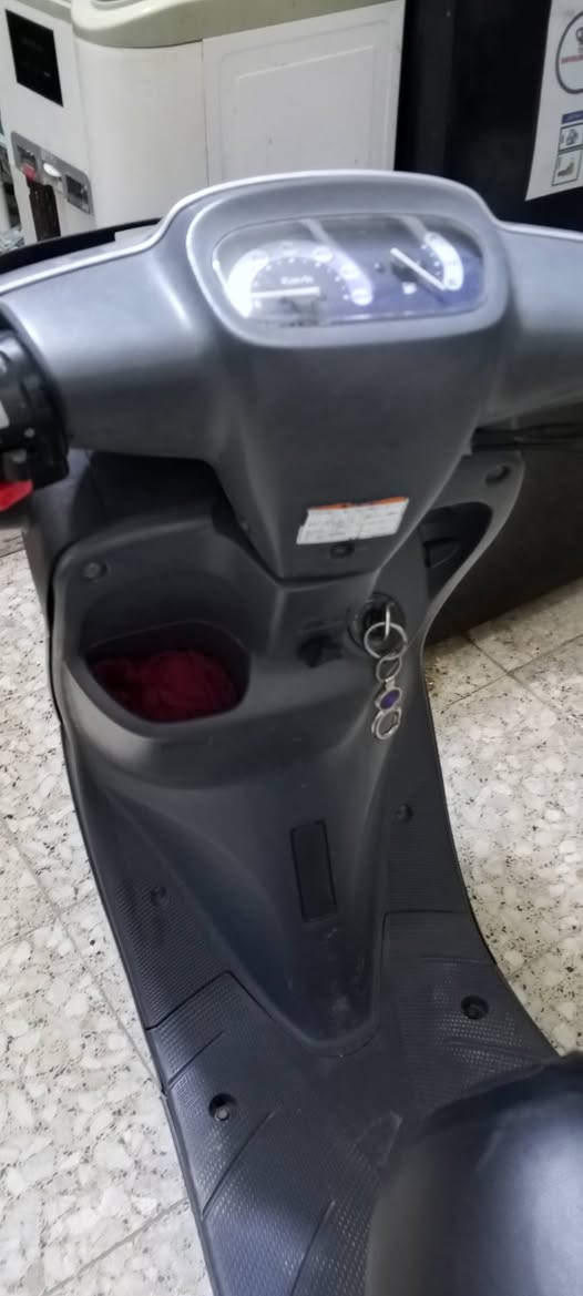 سلام عليكم ورحمه الله وبركاته دارجة منغولي موديل ٢٠٠٧ للبيع نظيف جدا جدا مامتوحة شرط  مال حاويه مكان كربلاء المقدسة قرب مستشفى العباس الاهلي اتصال على هذا رقم ***********   ***********
