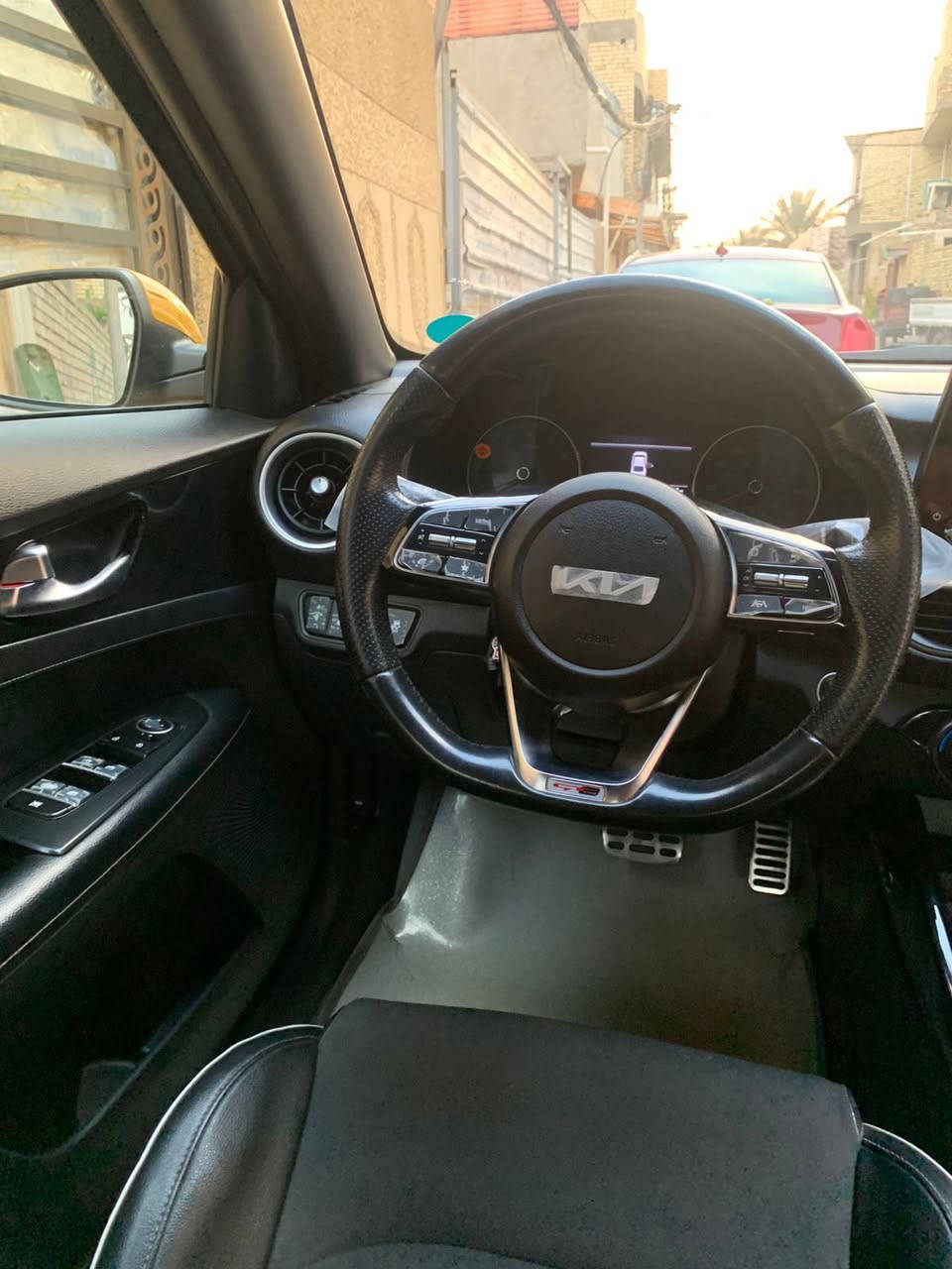 السلام عليكم للبيع كيا فورتي وارد أمريكي جيتي لاين فول بصمه تشغيل وابواب وصندوق تشغيل عن بعد شحن تليفون وايرليس ماشيه ٩١الف
 موديل 22 حادث موضح بالصور مكينه 2000 دوش

 مكاني بغداد الشعله
ليبل واحد ماعداه البنيد 
منظومه غاز 
مصفر هيه وغرامات

+964 771 634 2356


**إذا كنت صاحب هذا الإعلان وتريد حذفه لأي سبب، رجاءا أرسل رسالة إلى الدعم الفني**