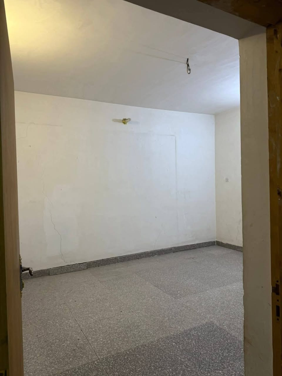 يوجد لدينا
دار الإيجار مساحة 250 متر

غرفتين كلدور استقبال مطبخ مجمع صحيات

سعر الاجار 325 الف

حله حي المهندسين شارع ام البنين قرب صيدلية القريه العالميه

للاستفسار الاتصال على الرقم ***********
