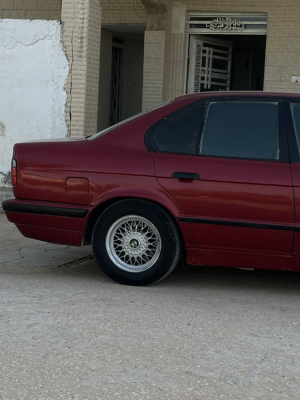 مسكر فانوسBmw 525
#موديل    94 كير #عادي بلاديه 25i

كله #كفالة جديده بالكارتون 

حداديه من امامي خلفي بالكارتون 

غرفه جلد #جديده بطاينة جديده 

تخم تاير جديد 🪐و

فقط كسر بالدعاميه الاماميه. الكفر فقط. 😞

أداما كامله لساره من كير مكينه 

جوينات راديتر كله #فحص شرط. 

ترايك 200 #لبصرة شرط. 🦾

كهربائية كله شرط #كفالة 

لا تبخير لا تنقيص شرط 

تخم بردات تفصال 70$ 

ويل نحلة اصلي وكالة 

لايت ابو ألد اصلي شاده

مصفره #غرامات و رقم الماني شوكت 

متريد مداور. 

 #مكفوله من الضربه والكصه 

تريد وكاله مداور شوكت متريد. ✍️

تبريد ثلج جام كهرباء #حداديه

 ومكينه وكير جدد 

#غرفه جديده سياره 

 اتصال. ☎️ بيه مجال. وبيهة مجال للشراي

*********** ابو اسد.  #مكان السياره. #كربلاء
