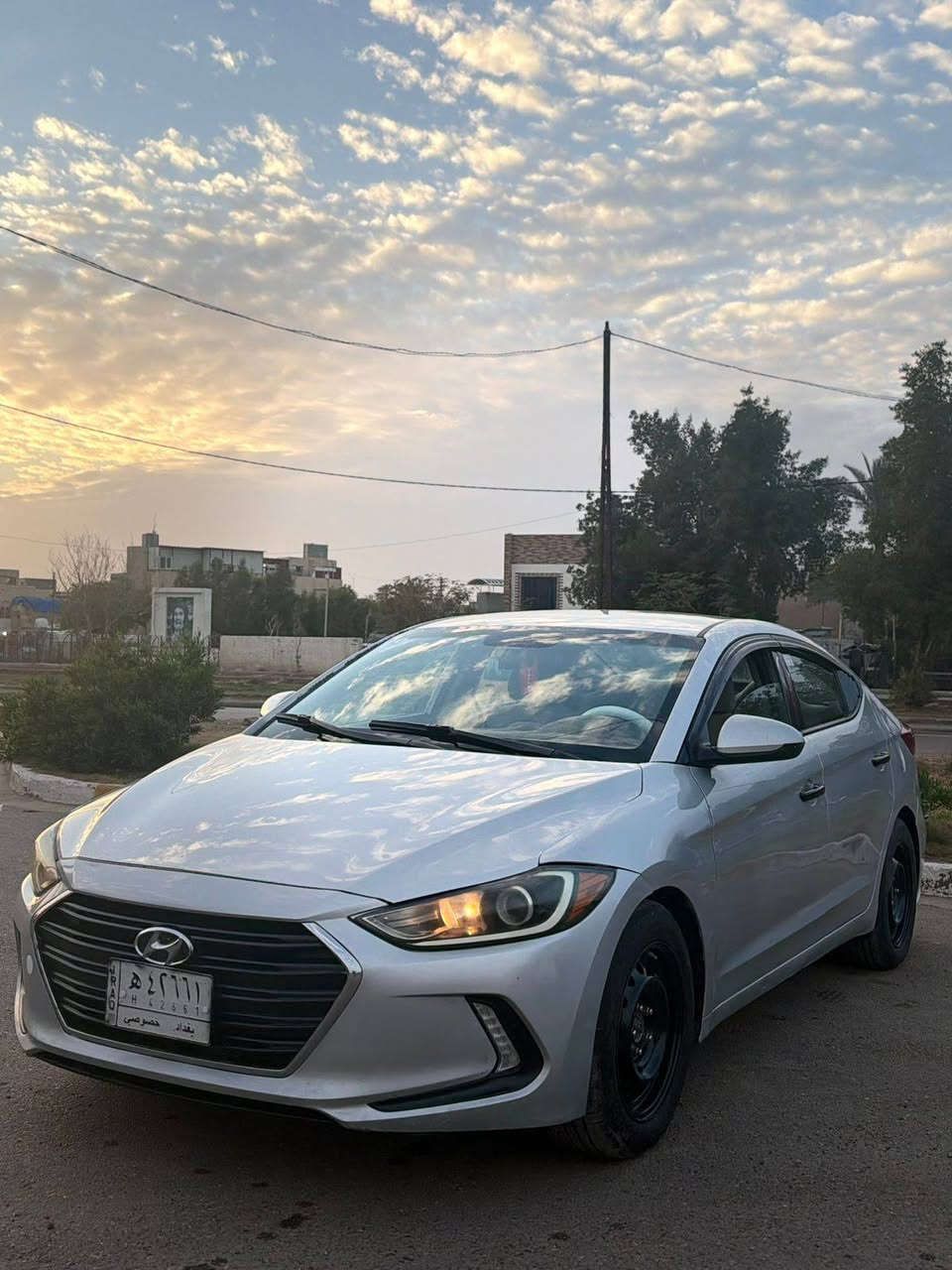 سلام وعليكم النترا موديل 2017
سياره جاهزه كير مكينه حداديه كلها كفاله 
سياره بيها قطع ابيع صبغ حزام حادثها جاملغ خلف 
ترايها يخبل 
مكينه 2000دوش 
كير. At بلادي 
سعرها 107وبيها مجال 
مكاني بغداد البياع 
***********
