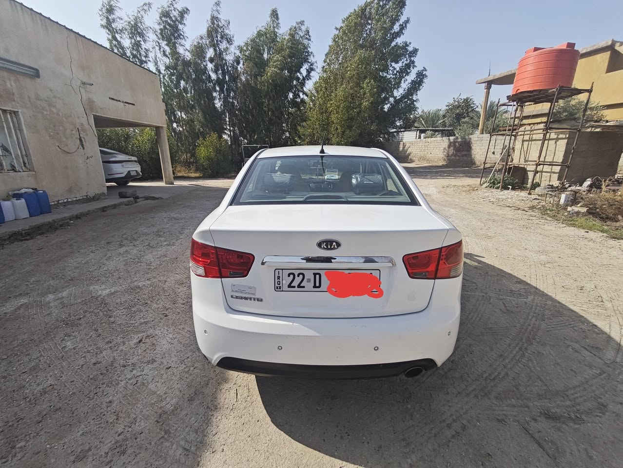 السلام عليكم ورحمة الله سيراتو خليجي رقم اربيل بسمي شخصيا .
المولصفات .
المحرك 1600 مكفول.
الكير .اوتو  6نمر تحكم شفتات بالستيرن 
اشاير بالمري +مري شفط 
حساسات رجوع بلاديه 
تحكمات استيرن
شادلها منضومه غاز زافولي ايطالي 80 لتر بعدها بالضمان شديتها الشهر ال 10
ويل كب 17 بلادي لايتات الناصي زنون 
السيارة مكفول من الضربه او الكص او التعديل على البلاد ما عدا مكانين رشات صغار بسيطات بالبوب الاماميات اثر شخوط للعلم السيارة ماشيه 190 قابل للزيادة . السعر المطلوب 115 وبيها مجال او مراوس بشي اقل مع فرق التولصل خاص.  مكان السيارة الفلوجة او اليوسفيه .


**إذا كنت صاحب هذا الإعلان وتريد حذفه لأي سبب، رجاءا أرسل رسالة إلى الدعم الفني**