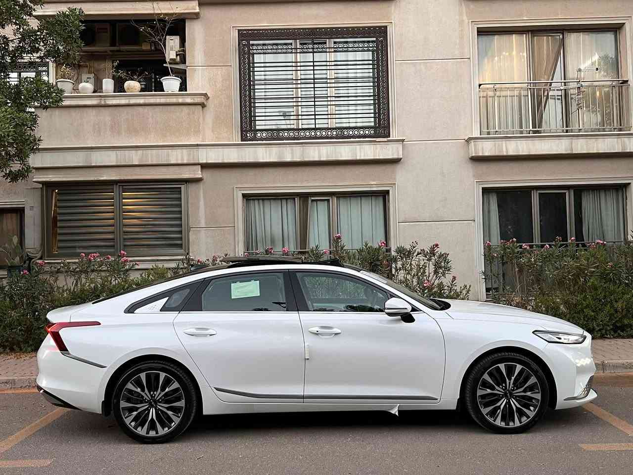 للبيع ..
كادينزا K8
موديل 2024 
ماشيه 15 كيلو متر فقط وضع زيرو
فول مواصفات vip
ضمان شركه الدوليه حصرا 
مكفوله كفاله عامه شرط 
سعر مناسب 
٢٧٧ ورقه مع مجال جدا بسيط
مكاني بغداد حي الجامعه
***********
