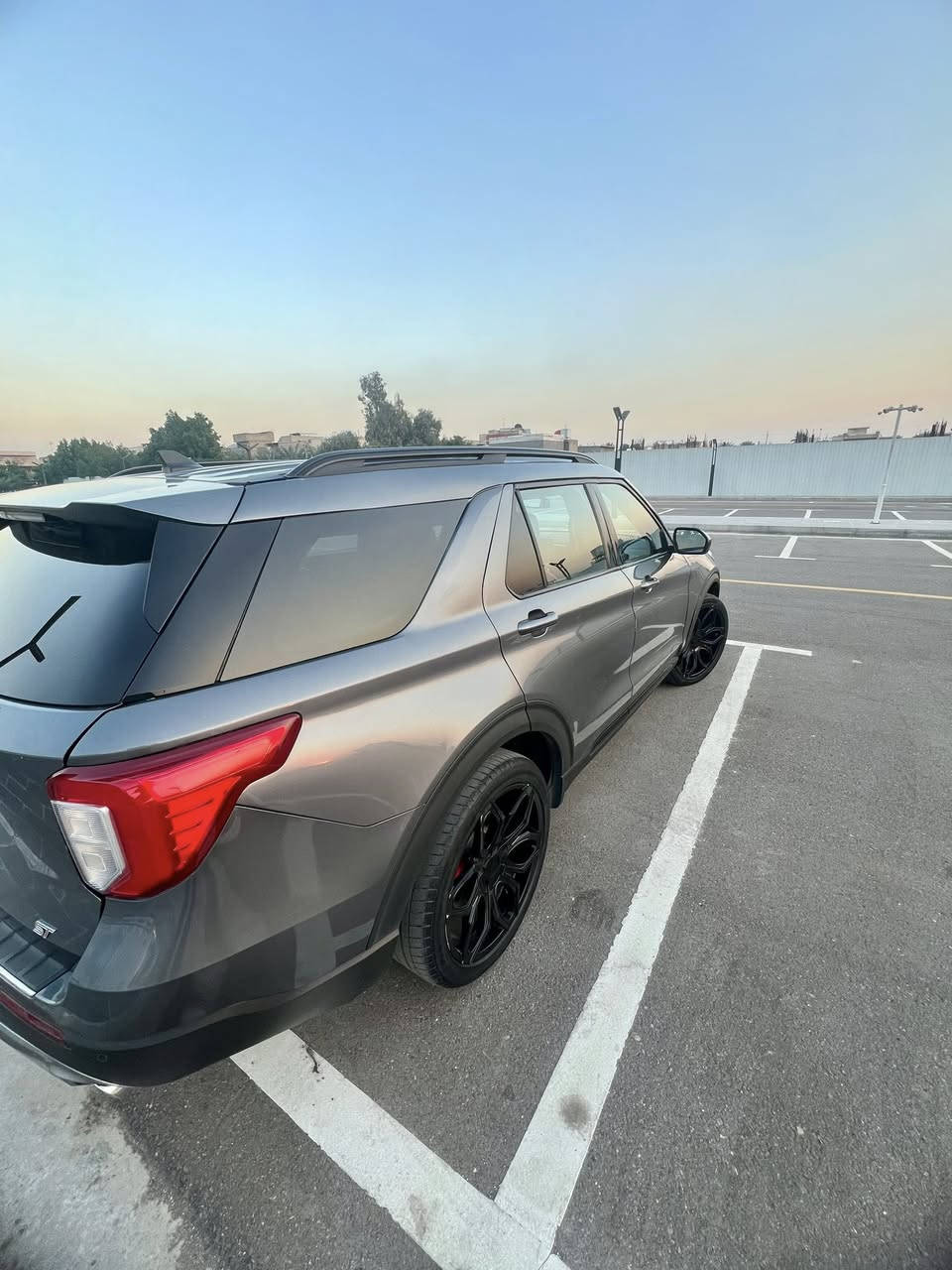 سلام عليكم بيع فقط st line فول مواصفات بيع فقط 210 ///***********
