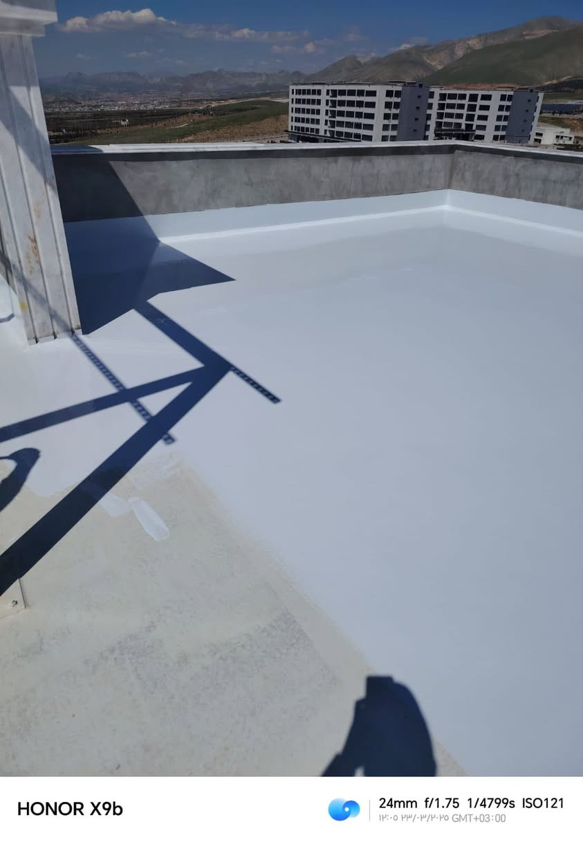 متوفر عمل معالجه رطوبه وتسرب المياء
لجميع السطوح التعبانه والقديمة. نرجعها جديده 
وقويه معا ضمان 10 سنوات من شركه المواد المريكيه
*********** لاتصال
