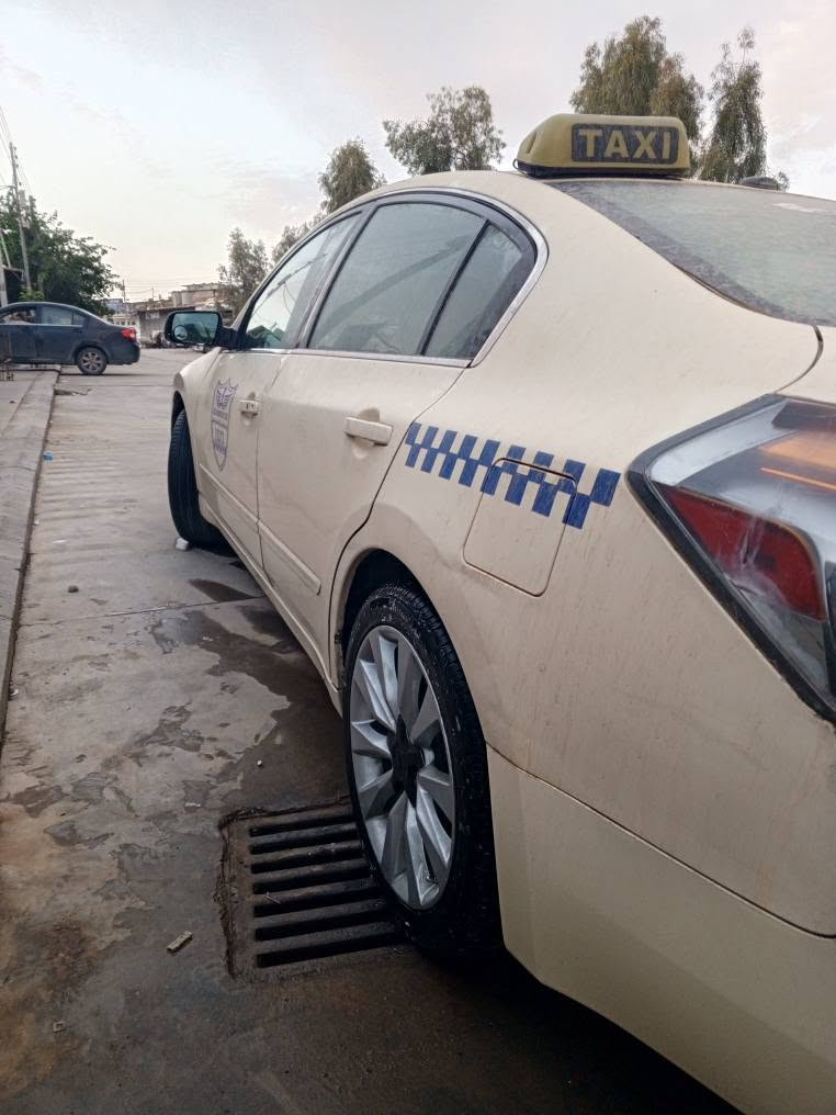 ته حه كومات سوكان ته خديت سرعه چوار چام كاره با قفل مه ركه زه ى ته بريت مه ركه زه ى سيرفه ز كامل كراووه گير ئؤتؤ ماتيك عاده ى. گير مه كينه ته قه وره قه به شه رت 
شيره كه ى هيچ لي چون رؤن كه م ناكات كاره باى كامل مه زبوته سي پارچه ى بيشه ووه ي ره شه دوو جملاخ بؤنيتد لاي به تانه ى سكه ن ته عمه هه يكه لى زؤر جوان ماوه ته ووه له سليماني *********** السليمانية, العراق
