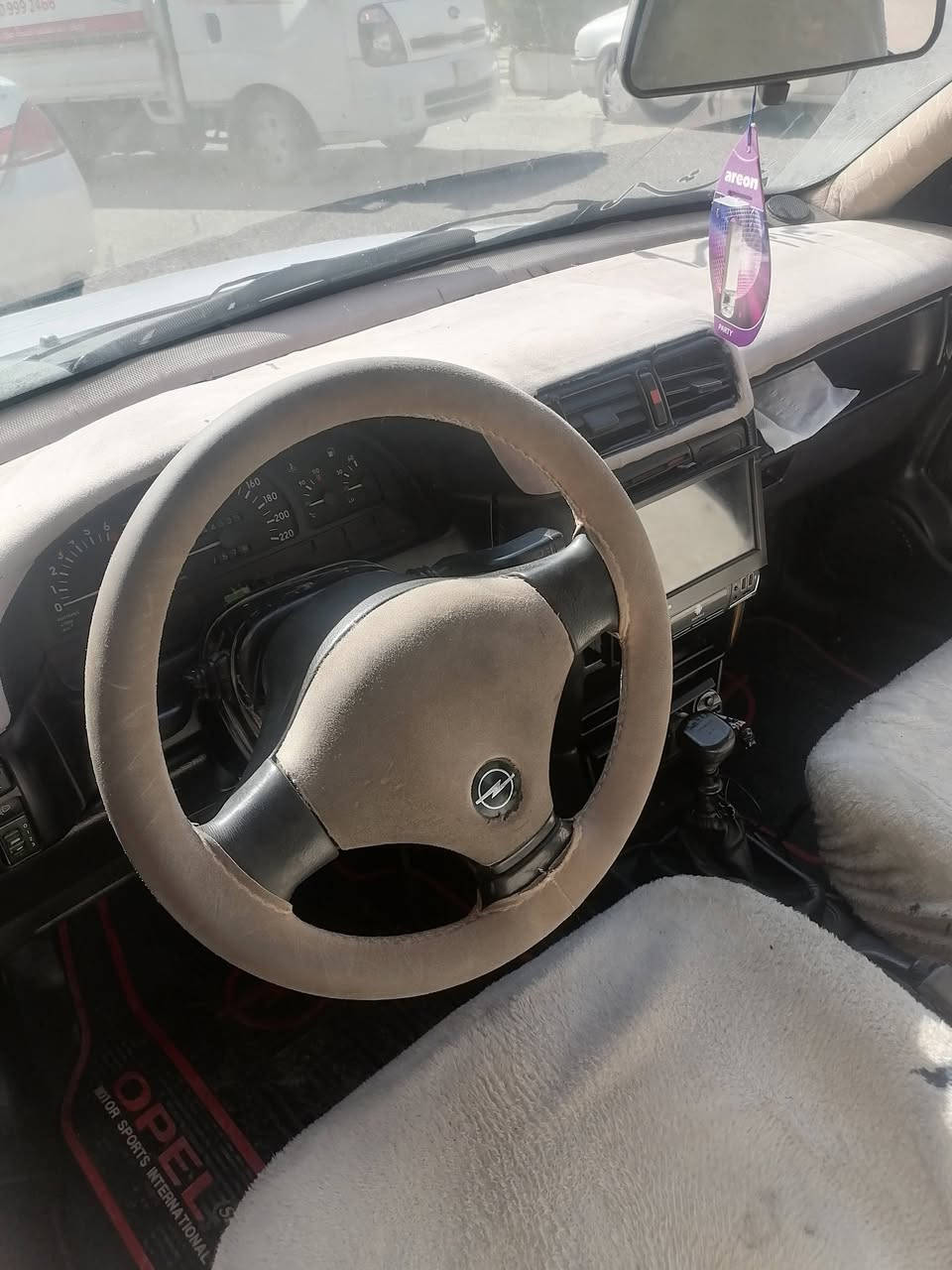 سلام و علیکوم اوپل للبیع مودیل 1992محرک 18مرغوب کیر عادی سنوی منتهي 2023 شرط تحویل  وکالە 2جام کهربائي شاشە ایباد کامیرە ویل 95بلادي بتاقە بنزین تقدیم بس باقي ارجاع سعر 41وبیها مجال بسیط و تراوس حسب قناعە  مکاني کرکوک


**إذا كنت صاحب هذا الإعلان وتريد حذفه لأي سبب، رجاءا أرسل رسالة إلى الدعم الفني**