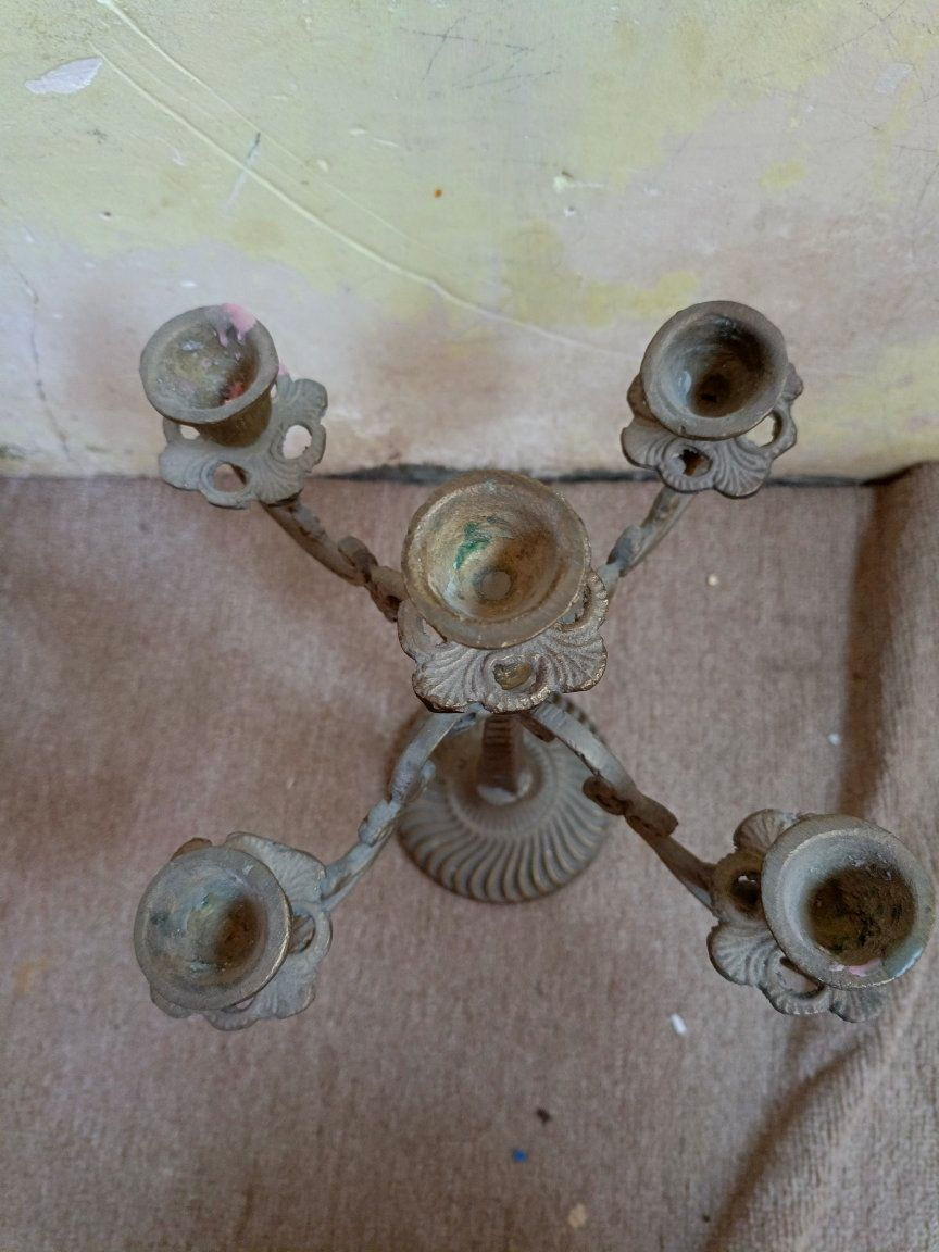 شمعدان نحاس اصفر السعر 40, الف القياس موضح بالصوره يوجد توصيل كافه المحافظات العراق


**إذا كنت صاحب هذا الإعلان وتريد حذفه لأي سبب، رجاءا أرسل رسالة إلى الدعم الفني**