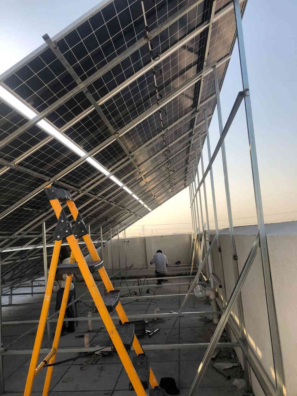 🚀 إنجاز جديد لمكتب القدرة الهندسي!
🌞 تم تنصيب منظومة طاقة شمسية بقدرة 60 أمبير نهاري وليلي بكفاءة عالية وجودة مضمونة ⚡️

📦 المواصفات:
🔹 ألواح MTS 620W وجهين × 32
🔹 بطاريات BYD ليثيوم فوسفات الحديد × 4
🔹 إنفيرتر MTS IP65 – 10kW × 2

📍 خدمة كشف مجاني موقعي لقياس الأحمال
📞 ***********
📍 كربلاء – حي الإسكان – مقابل القنصلية الإيرانية

🔥 وانت شنو تنتظر؟ نصب منظومتك اليوم من مكتب القدرة وارتاح من انقطاع الكهرباء! ☀️⚙️
