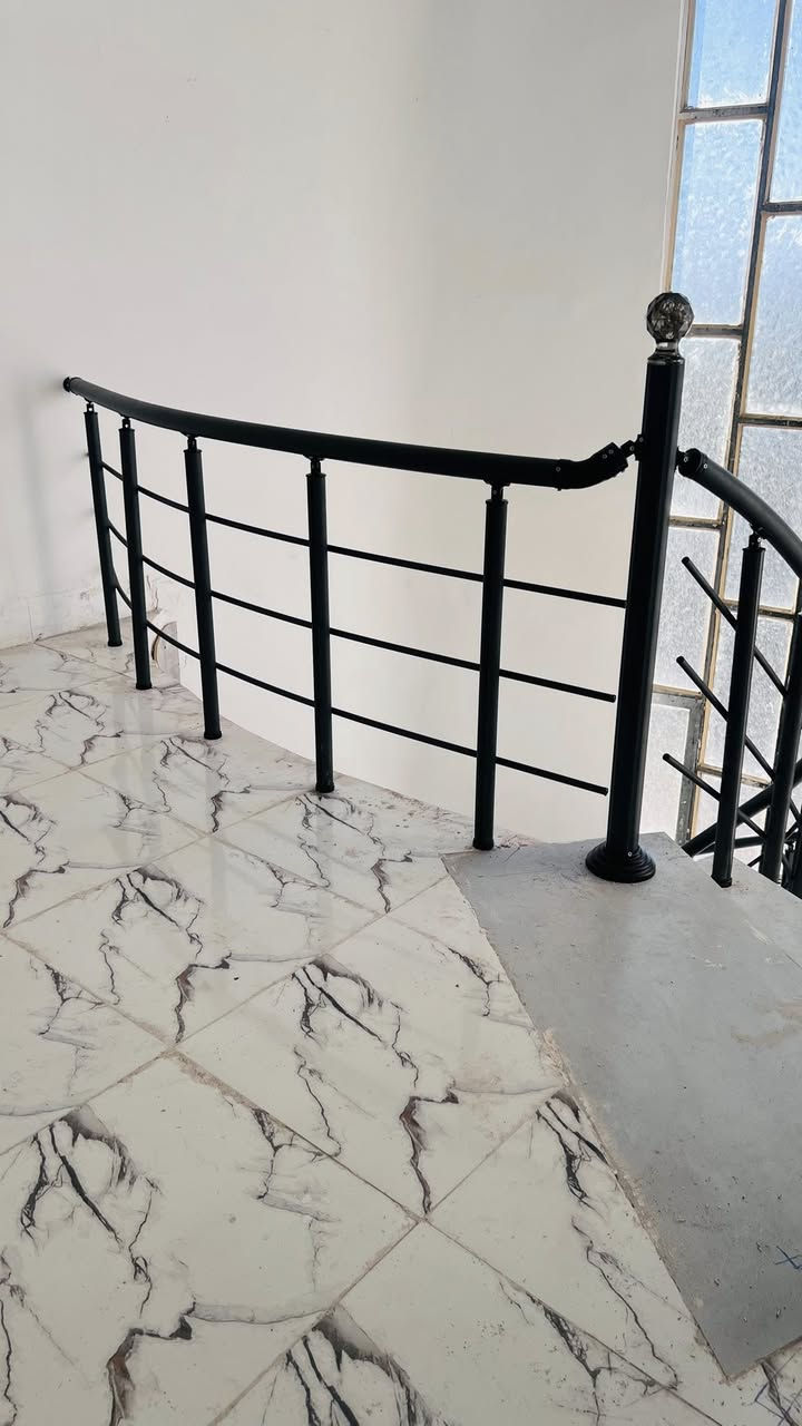 أعمالنا مستمرة ومتواصلة 😊⚒️🏠
جانب من أعمالنا  في ناحية العباسي ومبروك لأصحاب الدار🌹

تم تجهيز المنزل بمحجر درج  بوري مدور مواد تركية💯💯

❎السعر مناسب جداً

❎يتميز بالمتانة

❎مقاومة عالية ضد الصدأ

متوفر لدينا كل أنواع المحجرات بكافة الألوان والأشكال 
مربع ودائري وكذلك الجام والملكي
دقة وضمان في العمل والمواد
الأسعار مناسبة جداً وتنافسية. وبنظامي القسط والنقد
شعارنا الدقة والأتقان في العمل💪

للأستفسار
***********
 *********** واتساب

