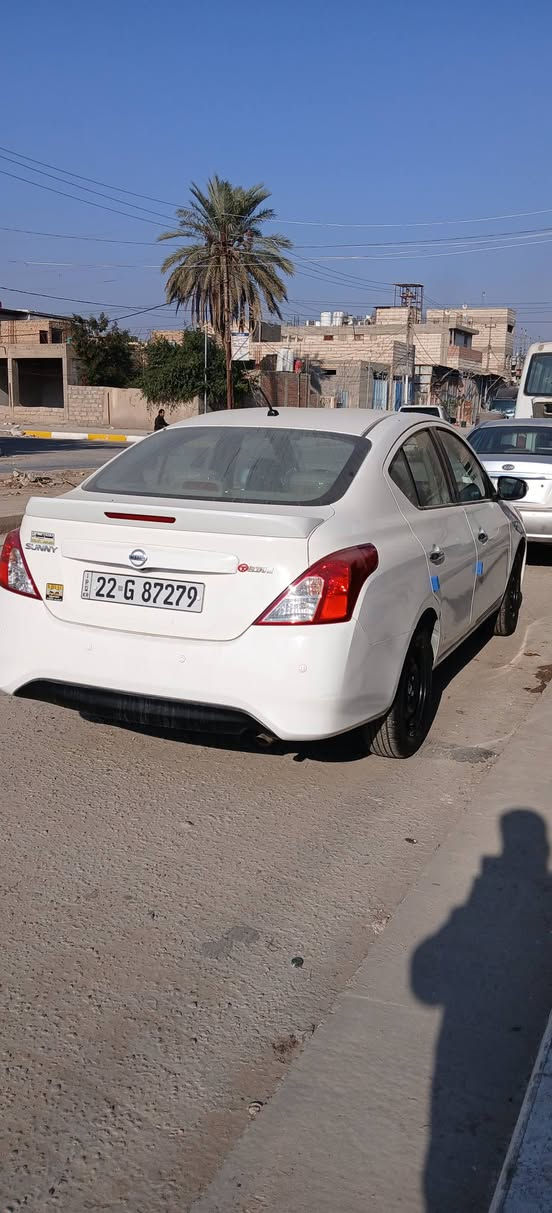 السلام عليكم
نيسان صني موديل 2024
جديده ماشيه 16 الف 
السياره جديده معنا الكلمه استعمال شخصي 
السياره علا وضع الشركه ام الضمان مكاني كربلاء 
الاستفسار ***********  {السعر 122$}  .....
