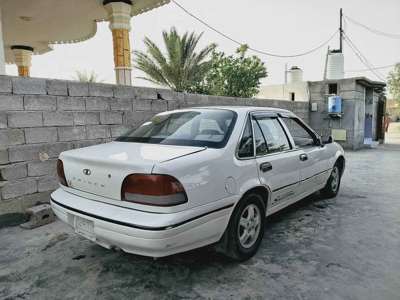 سلام عليكم برنس اللبيع موديل 
1997
سيارة رقم بغداد تحويل 
صبغ عام 
دواخل نضيفه 
***********
***********
