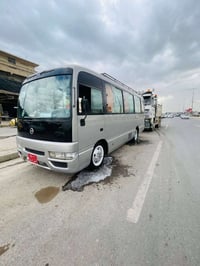 كوستر نيسان • ٢٠٠٥ • موصل