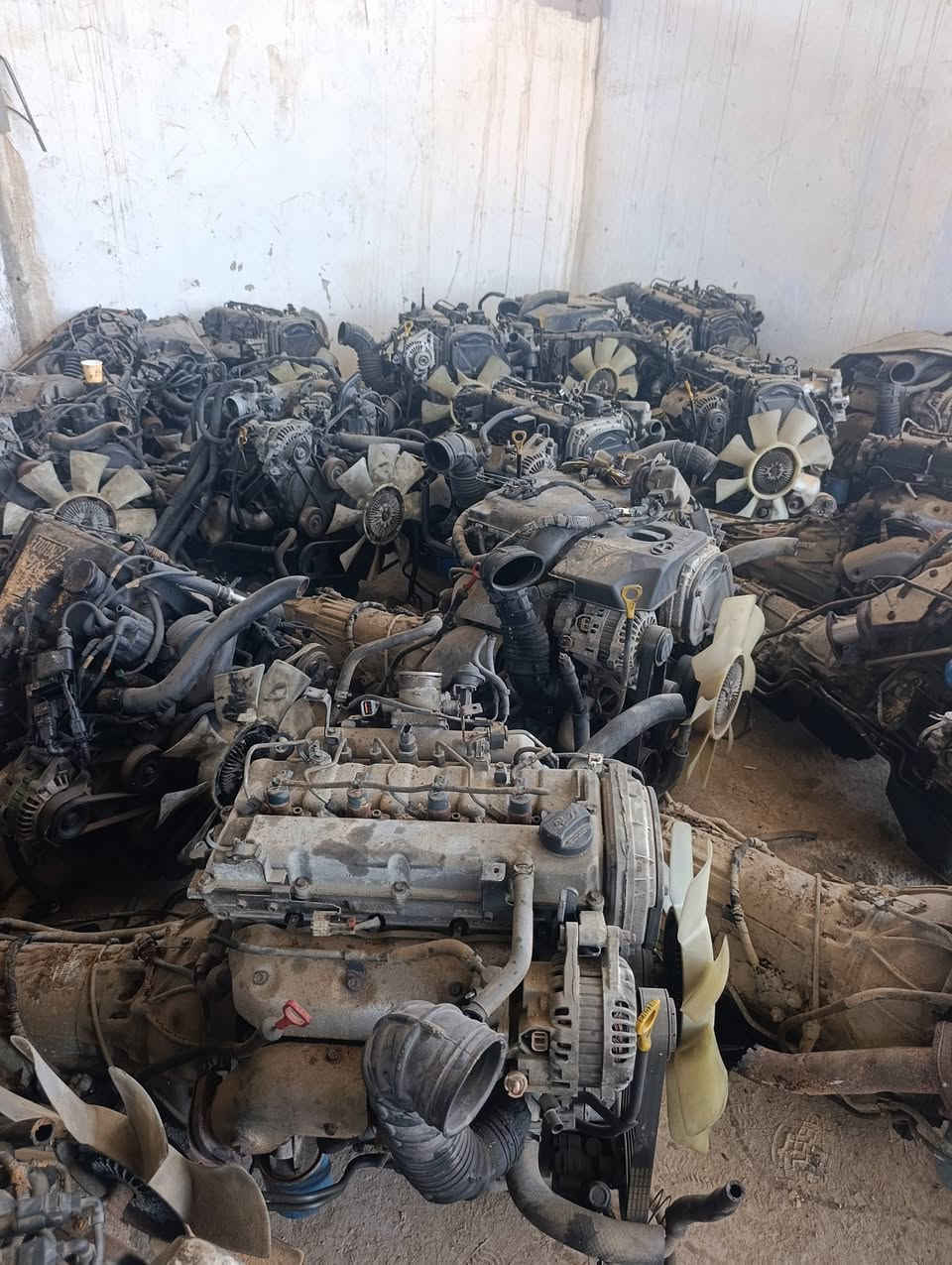 مكاين كالوبر 
كير كالوبر اوتوماتيك 
كير عادي كالوبر كاز بانزين 
محركات ستاركس سبلاين رقم الهاتف *********** الموقع الحمزه الغربي
