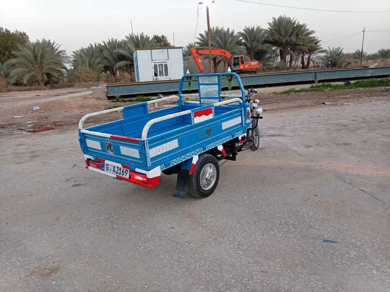 يا الله الحلال للبيع العبده ٢٠٢٠ ولثانيه ٢٠١٩ ألمكان بين الشطره و الغراف السعر خاص وخادم  
***********
