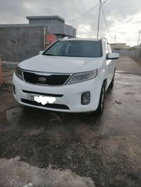 كيا سورنتو موديل 2011 محدث 2014 فول مواصفات 7 راكب  محرك 6 V وارد امري...