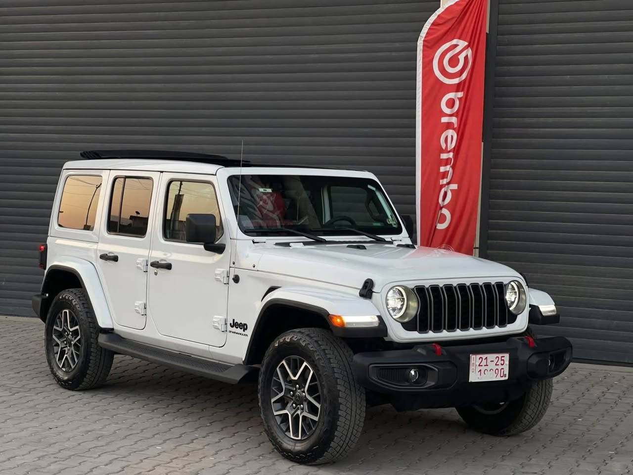 جيب رانكلر 2023 sport
اربعة سلندر توربو 
فولل مواصفات 
بانوراما
كشن هيتر 
سكان هيتر
جامات كهربائية
ماشي ٢٠ الف ميل
مرقم كامل سليمانية
 بدون صبغ فقط اصبعين بارد بخشم بنيد
ارباك بس استيرن طاك
سعره 320 ورقة ومجال
للأستفسار اكثر
***********
