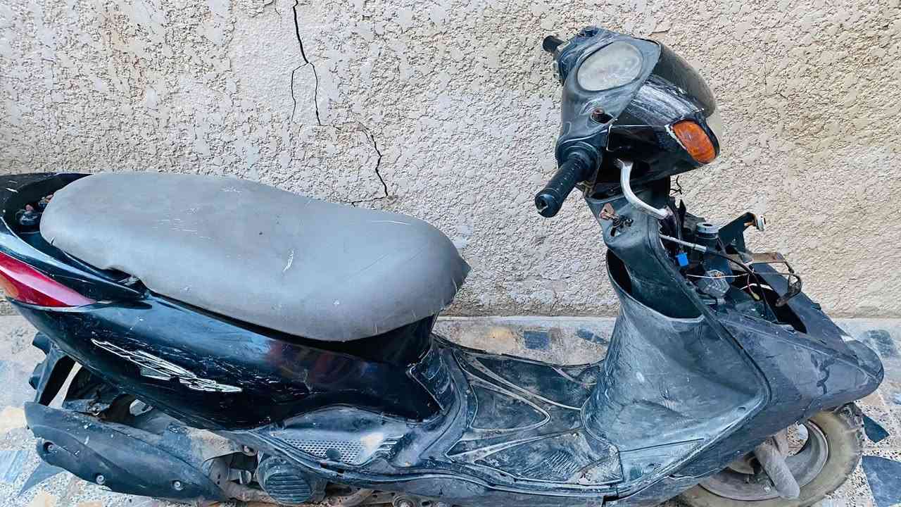 دراجه اكزز لايت عالي  تشتغل هندر اوراق الدراجه موجوده للبيع السعر 350
بغداد بلديات ‭0770 586 7649‬
