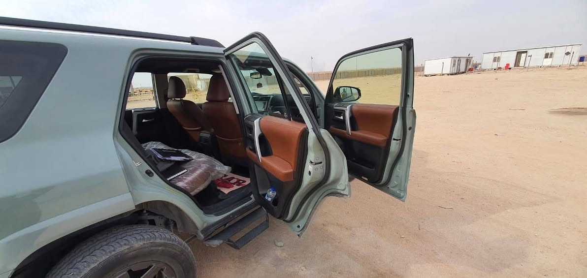 تيوتا فور  ٢٠٢٢ أمريكا لون مميز
ضرر بسيط فقط الدعاميه السياره 
فول موصفات رقم اربيل باسم المالك مكانه كربلاء موجود
سنويه جديدة رقم دولي
السياره ماشيه ٥٧ الف كيلو 
السياره خير من الله . 
السعر 310$ وبيه مجال 
اي استفسار الاتصال ***********
