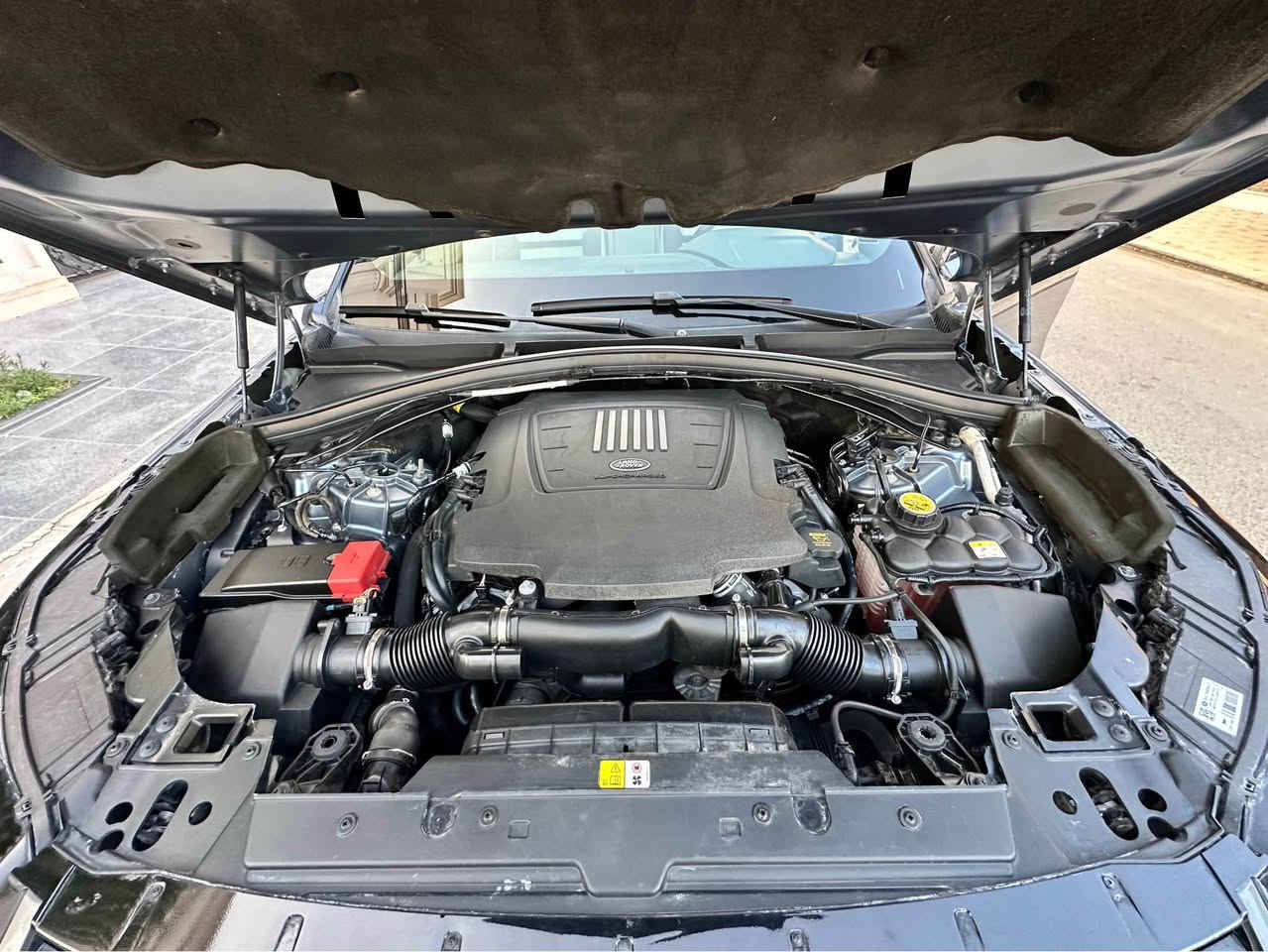 Range Rover Velar R Dynamic 2018
فول مواصفات خلیجی زیرو شریکە سردار اربیل
فول مواصفات بانوراما بصمە دبل اکسل فورویل کوشن جلد شاشە و کامیرا 360 سیارە موجودە من اربیل
رقم و سنویە جدید و باسمی
سعر 243 ورقە و مجال
واتساب ***********
ڕانج رۆڤەر ڤیلەر  2018  R DYNAMIC فول فول  مواسەفات خلیجی زه مان شريكه سردار بنزين V6
پانۆراما ، کوشن جلد سپی دوو شاشە ئە لیکترۆنی لەمس ، گێچ ئەلیکترۆنی ، لید، لایتی حەدەسە بیلاد ، دەبڵی کارەبای بەرزوو نزم ئەکات ، دەبل ئەکسل ، Eco ، كاميرا 360 , دەسکی کارەبای ، دەرگاى دواوه كارەباي و جەگ ، 
زۆر مواسەفاتی تر
تەنیا 120 هەزار رویشتووە
گێر مکینە تحویل بەشەرت
‎سەنەوی و رەقەم تازەیە و بەناوی خۆمە 
سعر 243 وەرەقە و مجال
*********** واتسئاپ أربيل, العراق
