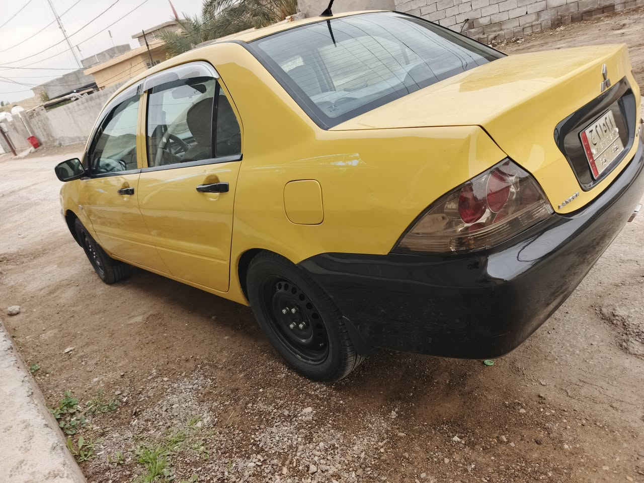 لانسر للبيع 2010السياره جاهزه مكينه وكير كفاله صدر امامي خلفي جديد تخم تاير جديد شركه عامه خط جوال مصفره هيئه وغرامات سعرها 72وبيها مجال بسيط 

مكانها ديالى بعقوبه قريه حدمزيد قرب مجسر الامام عبدالله بن علي 

للاستفسار ***********
