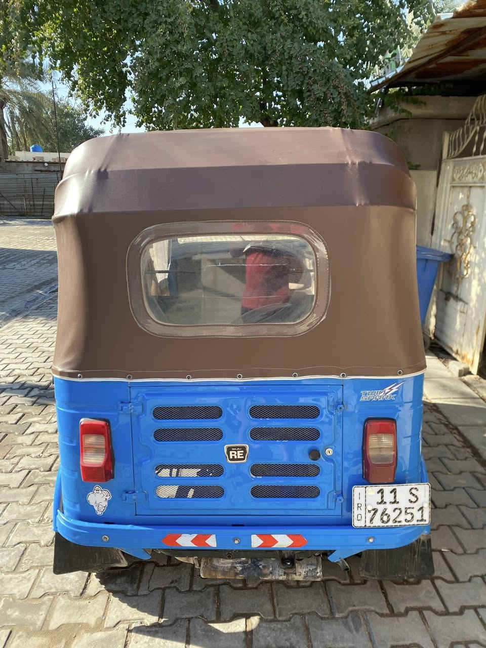 تكتك للبيع نضافة مثل مجاي تشوفون مكفولة موديل 2020 شهر ال 11 رقم وسنوية بيها السعر 7ملايين ونص وبيها مجال حق الجية العنوان بغداد سيطرة الشعب القديمة مجمع حمورابي السكني مقابل منطقة السريدات الرقم 
***********
***********
