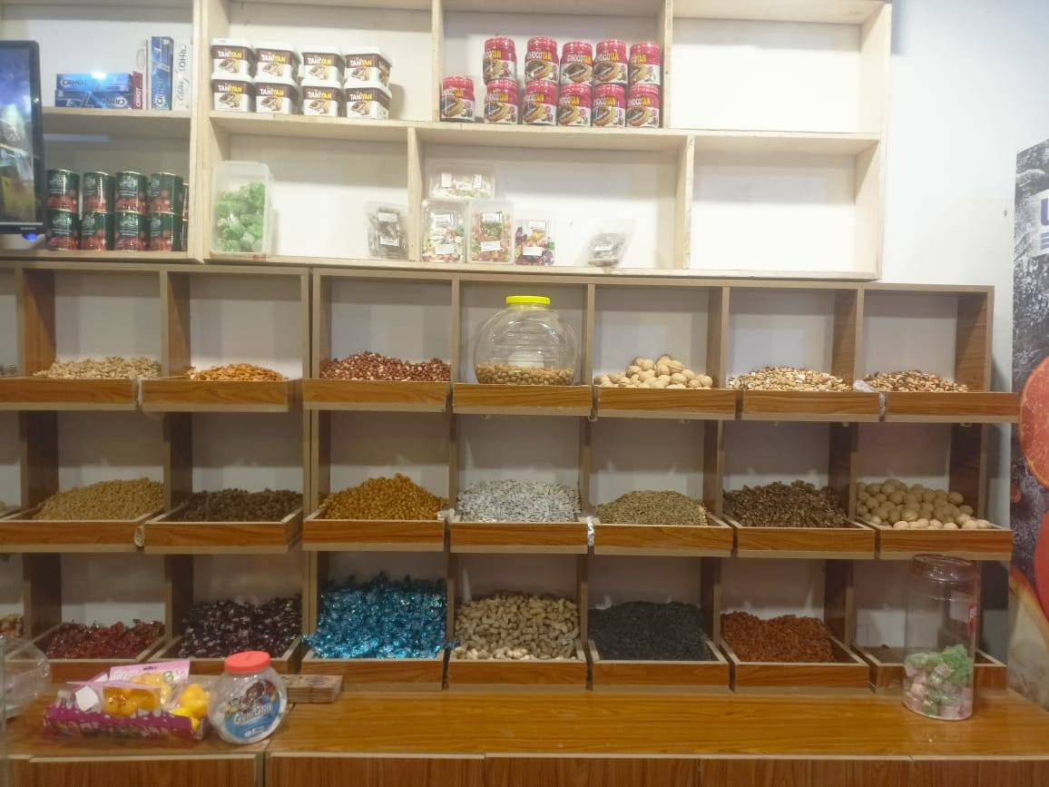 السلام عليكم
للبيع عارضة كرزات صاج اصلي
مكاني ذي قار  قضاء البطحاء 
تواصل ***********
