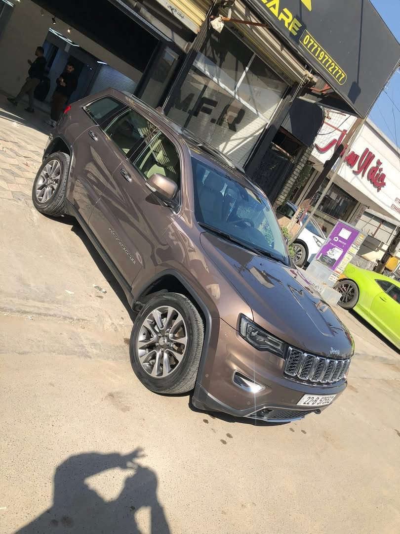 السلام عليكم
للبيع جيب 2018 خليجي وكالة هارلم دبل بصمة 

 السياره لمتد بلص

الممشى 62 الف

اللون قهوائي يجي فقط بالخليجي 

السياره فول مواصفات ١/١ ٣ شاشات وبانوراما وباقي المواصفات المعروفة السياره كفالة عامة ومغلفة ppf ضمانه ١٠ سنوات وباقي السياره كفالة عامة من كلشي

السياره رقم اربيل بأسمي السعر (305) وبيها مجال للشراي 

مكان السياره بغداد والشراي يتصل ويجي للاستفسار الاتصال على 

***********
