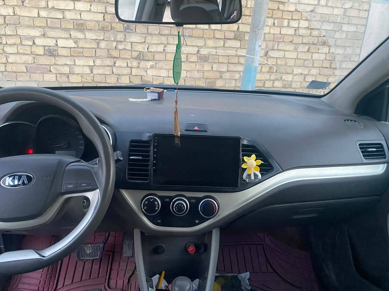 كيا بيكانتو ٢٠١٧ وارد خليجي
محرك ١٢٠٠ دوش

رقم بغداد 

هزة جديدة و السنوية نافدة لل ٢٠٢٩

ماشية ٥٩الف و قابل للزيادة

كير و محرك و شاصي  و لغود مكفولة

السيارة جاهزة المواصفة الاعتيادية

كامرا خلفية

شاشة

مري شفط

نصف تحكم ستيرن
السعر ١٠٨ بيهة مجال بسيط 

مكلف بالنشر ..رقم صاحب السيارة هذة  ***********
