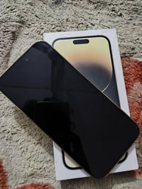 آيفون ١٤ برو ماكس • ٢٥٦ • بطارية ٩٠%