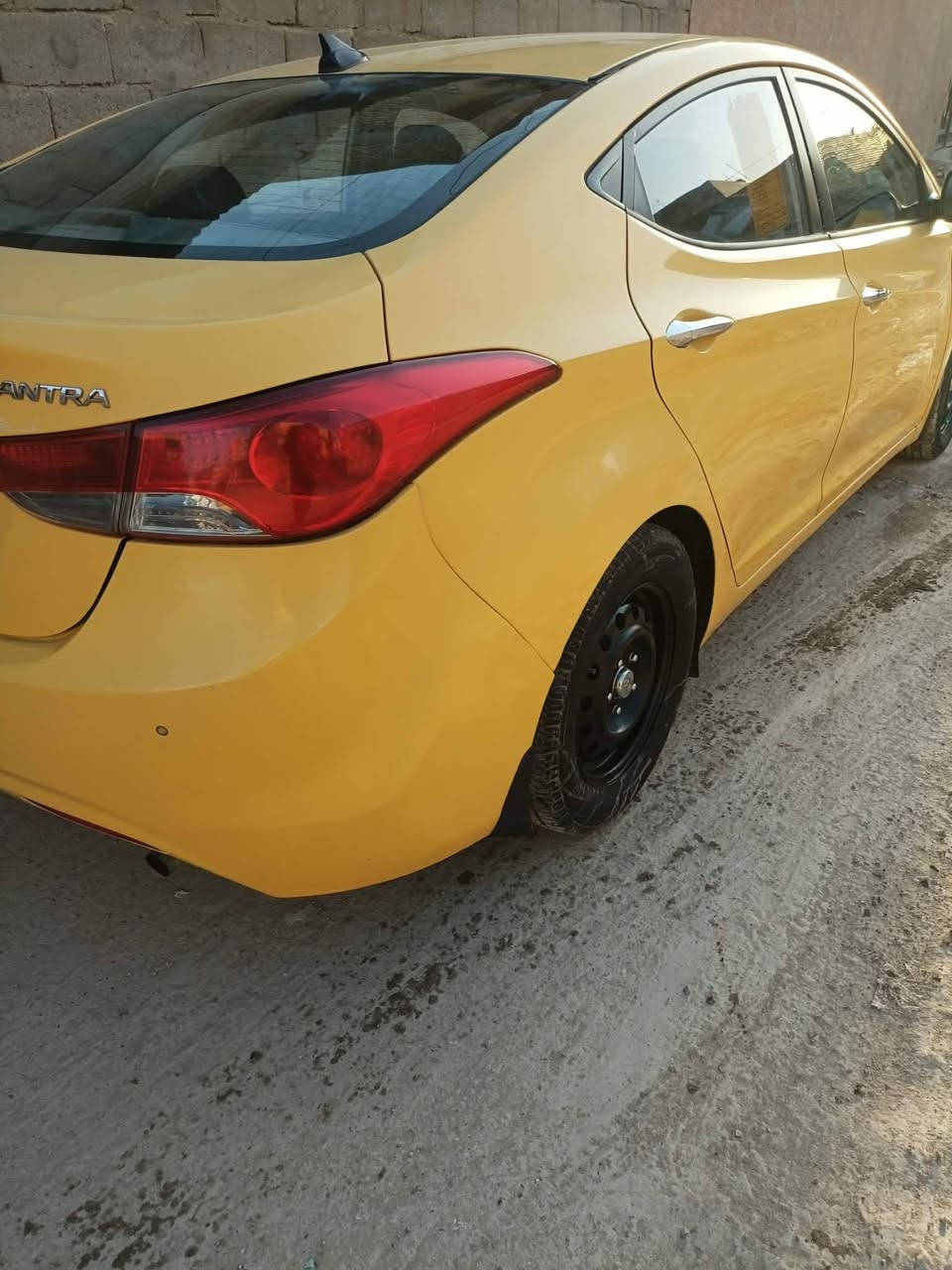 النترا موديل 14فول مواصفات عدا الفتحه سيارة نضيفه رقم بغداد
بصمه 

تحكمات ستيرن

أنظمة قيادة نظام ايكو

اشاير بالمري
تخم تابر جديد 

تدفئة كشنات حساسات 

كامره وشاشه بلادي 

مكاني بغداد سعر ١٠٠ وبي مجال بسيط 
***********
