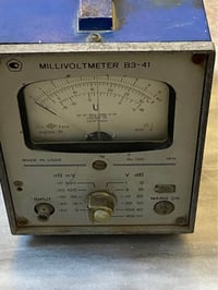 جهاز كهربائي قديم ماعرف استخدامة شغال  السعر ٥٠ الف البلديات un شارع ٣...