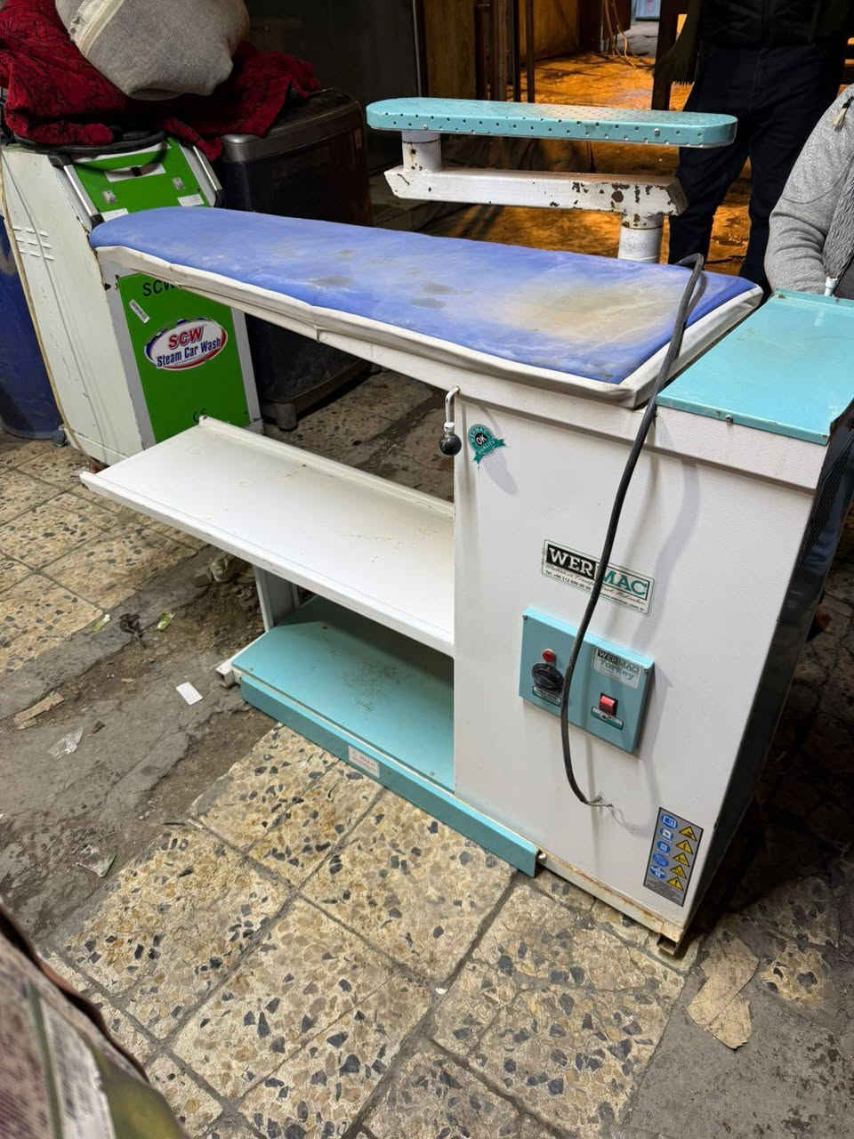 ميز شافط وير ماك مستخدم اخو الجديد للاستفسار مراسلة الصفحه او الاتصال
***********
