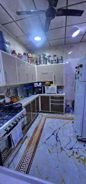 🏠 دار للبيع في حي السكر ملك صرف  مساحته 100م واجهه 7م بناء حديث السعر 175 للاستفسار ***********

🔸 الطابق الأول :
- مطبخ (بارد + حار)
- استقبال
- هول
- صحيات
- غرفة نوم

==============================

🔸 الطابق الثاني :
- 3 غرف نوم
- هول
- صحيات

==============================
