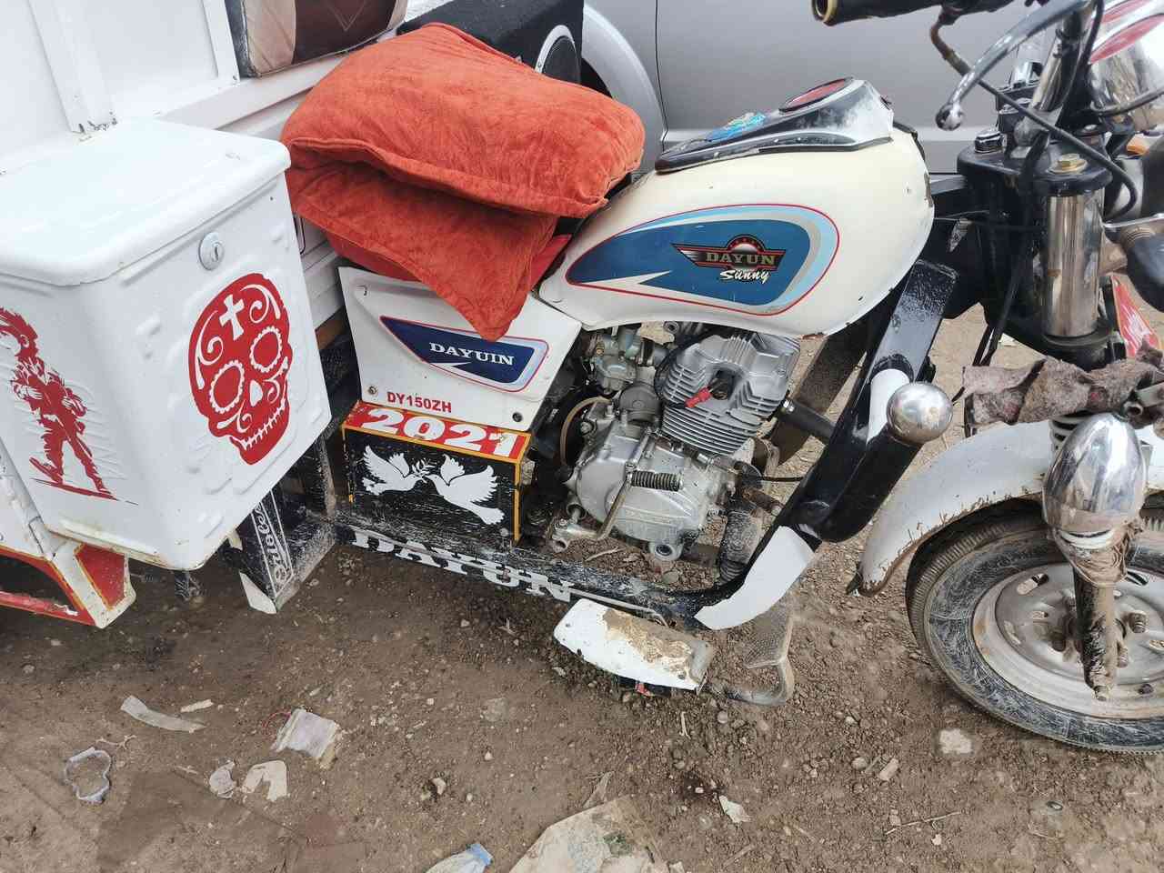 ستوته دايون موديل 21 مرقم السعر 2700 وبي مجال بسيط للشراي
***********
