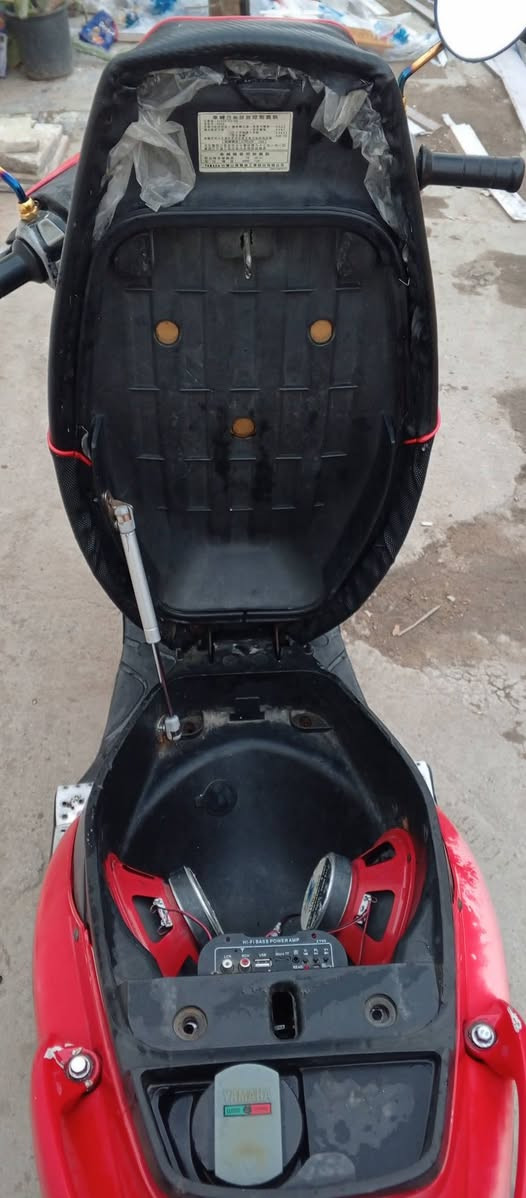 دراجه ماكس عدله كلى بلاديه للبيع
دراجه شلعه معدل 

كهربائيات كلهه شغاله 

مكينه بلاديه 

دراجه اي نقص مابيهه كلهه شغاله 

العنوان بغداد الشعب 

رقمي  
***********
