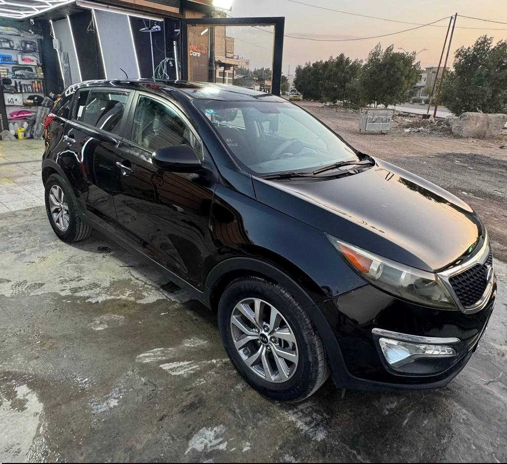 سلام عليكم من رخصة الادمن
للبيع كيا سبورتج موديل 2015 باسمي سيارة جاهزة من كل نقص، محرك 2000 وكير وحدادية ممتاز، بيها ثلاث قطع صبغ فقط بدون دواخل وموجود سونار . السيارة جدًا نظيفة، تبريد ثلج، شاشة، كاميرات خلفية، داخلية بحالة ممتازة تايرات جديدة كشر نضيف جداً وعليه نانو لمعان قوي   . رقم إنجليزي جديد 27، مكاني في بغداد وباسمي تحويل ثاني يوم على مرور بغداد. تم تخفيض السعر بسبب الوعود الكاذبة 
السعر 132وبي مجال للشراي .  الرقم *********** للتواصل موجود واتساب ايضا بغداد, العراق
