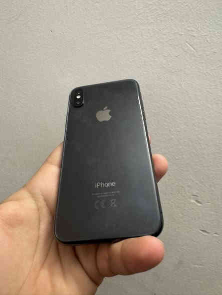 للبيع ايفون اكس عادي 
ذاكره ٢٥٦ بطاريه ١٠٠ مبدل اصليه 
جهاز كلش نضيف 
سعر ١١٥ 
مكاني بغداد بلديات
***********
