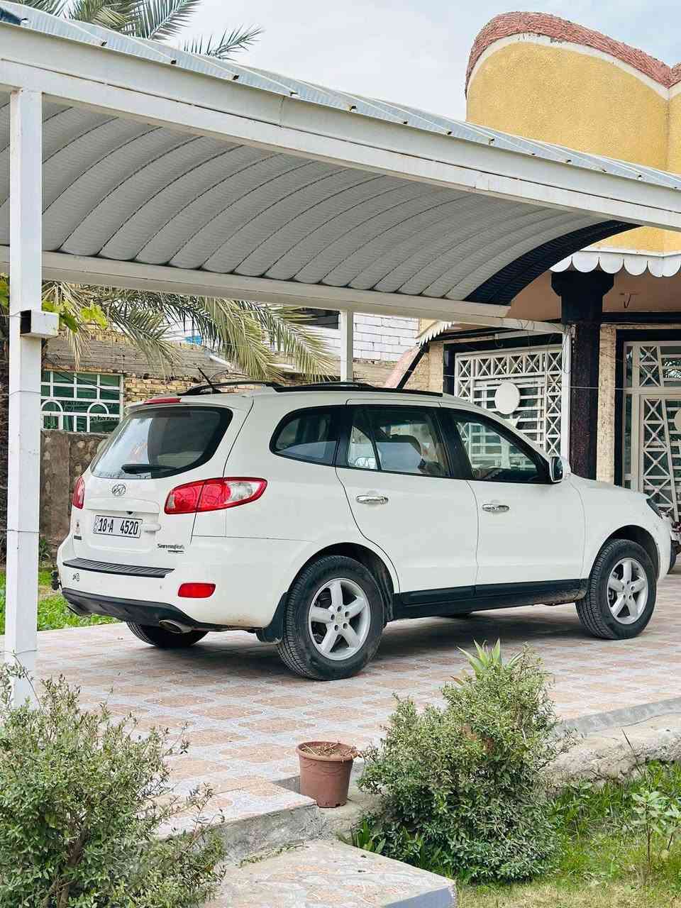 السلام عليكم سنتافي موديل 2009 خليجي كفاله عامه فول مواصفات
مكاني حله الشراي يتصل او يراسل وبخدمته 
       ***********
