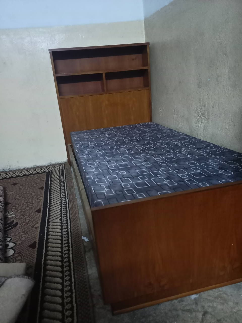 تخت نفر للبيع خشب صاج عراقي مستخدم شهر بس السعر 75قفل


**إذا كنت صاحب هذا الإعلان وتريد حذفه لأي سبب، رجاءا أرسل رسالة إلى الدعم الفني**