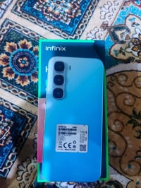 انفنكس هوت 60 برو ذاكره 256  جهاز جديد صار سبوع من مفتوح من الكارتونه ...