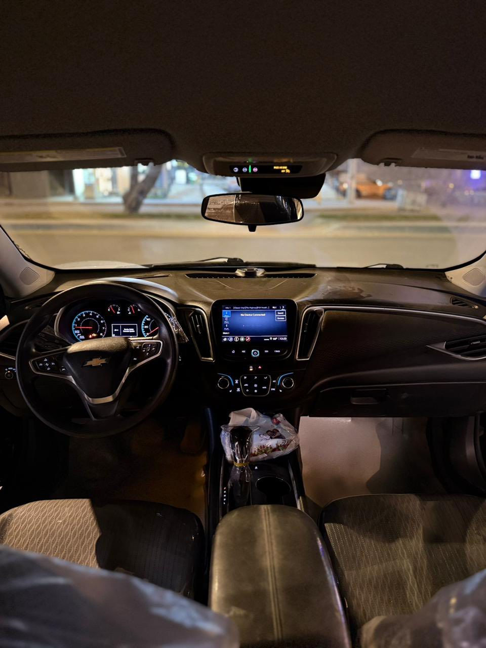 ماليبو ٢٠٢٣    Lt ماشيه  ١٠ الف     مواصفات عاديه  حادثه جاملغ  وبنيد   وبيه بارد بقبغ الجنطه  رقم بغداد   السعر ١٢٥  ورقه وبيه مجال  للشراي مكان السياره بغداد الحارثيه 
***********
