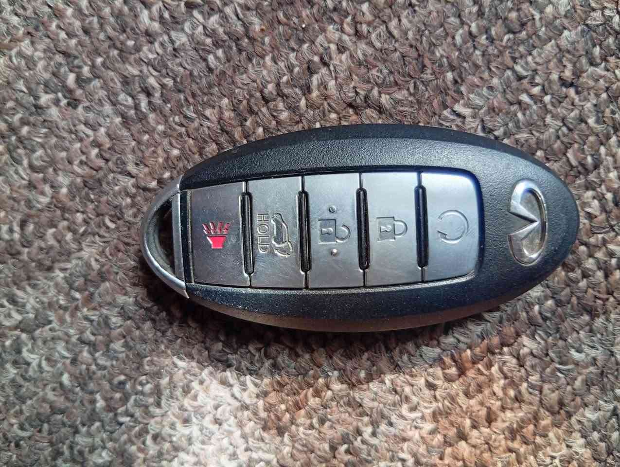 السلام عليكم بصمه انفنتي للبيع ترهم جميع انفنتي وكاله مامستخدمه جديد
مكاني ديالى بعقوبة 
***********
