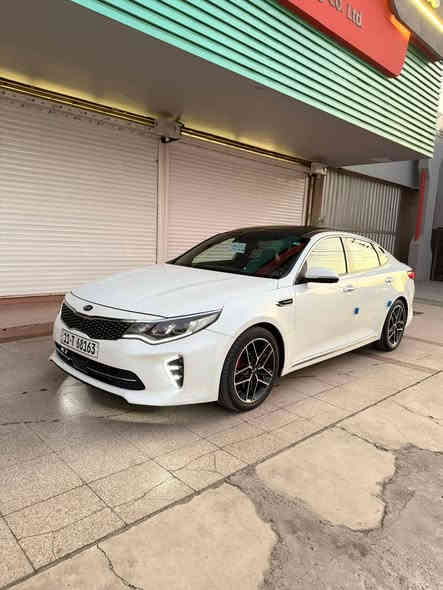 السلام عليكم
كيا اوبتما 2018 sxl اعلى فئه 
بانورما 
لايت زنون
بگ لايت لد 
5 كامرات 
كشن تدفئه تبريد ذاكره
داخل جلد قرميدي 
بردات اصليه 
حادثها قطعتين بدون ايرباك بدون دواخل 
السياره جاهزه 100‎%‎
مكان السياره بغداد الكراده 
***********
