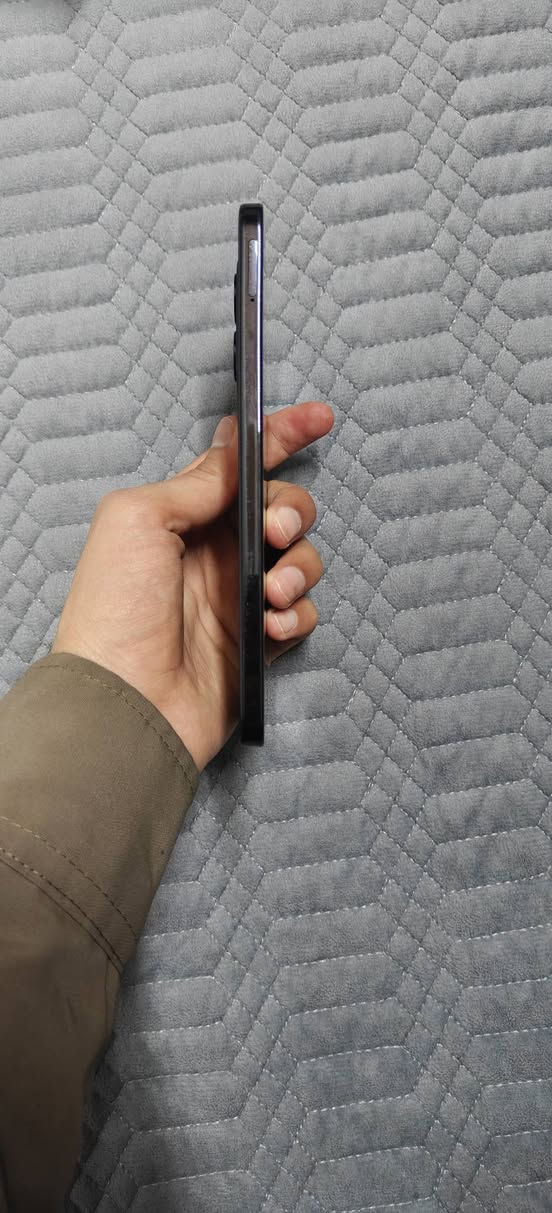 موبایلی honor x8c بۆ فرۆشتن 256 گێگا رام8 خاوێنی 100/98 هەموو شتی بەشەرتە بەس کارتۆنی لەگەلە شەحنی لەگەل نیە نرخی 230 هەزار قفلە شوێن هەولێر گەیاندن هەیە


**إذا كنت صاحب هذا الإعلان وتريد حذفه لأي سبب، رجاءا أرسل رسالة إلى الدعم الفني**