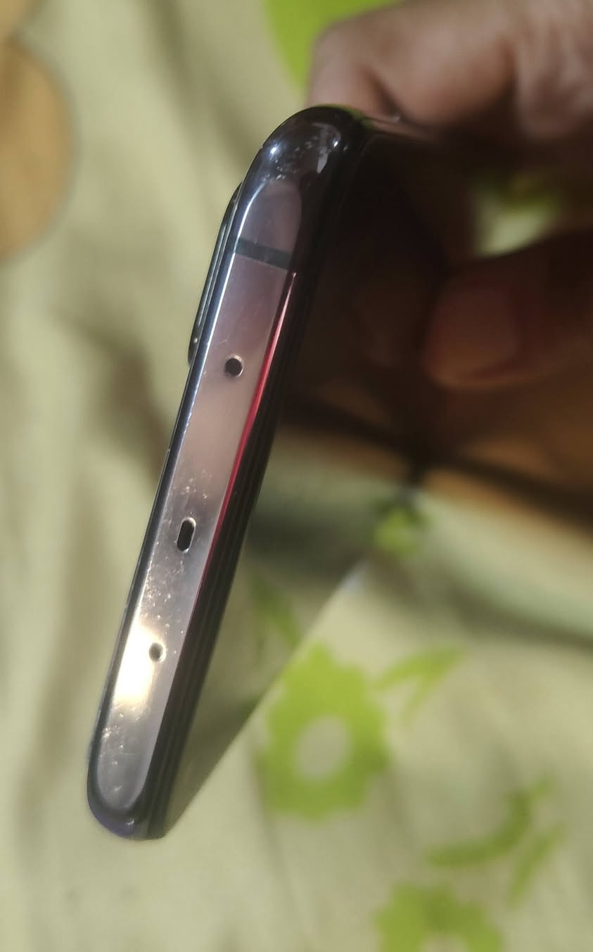 شاومي Mi10t
جهاز غني عن التعريف 
رام 8
ذاكرة 128
معالج سناب دراكون 865
بطارية 5000
شاشه 144 هرتز
ببجي وباقي الالعاب 90 فريم
مامفتوح وشرط شاصي نظيف 
فقط ظهر مكسور وقاعدة سيمكارت ضايعة سعرها 6الاف
جهاز كلو شرط مابي اي عيوب
سعرو 150 بي مجال حك جيتك
شراي راسلني خاص


**إذا كنت صاحب هذا الإعلان وتريد حذفه لأي سبب، رجاءا أرسل رسالة إلى الدعم الفني**