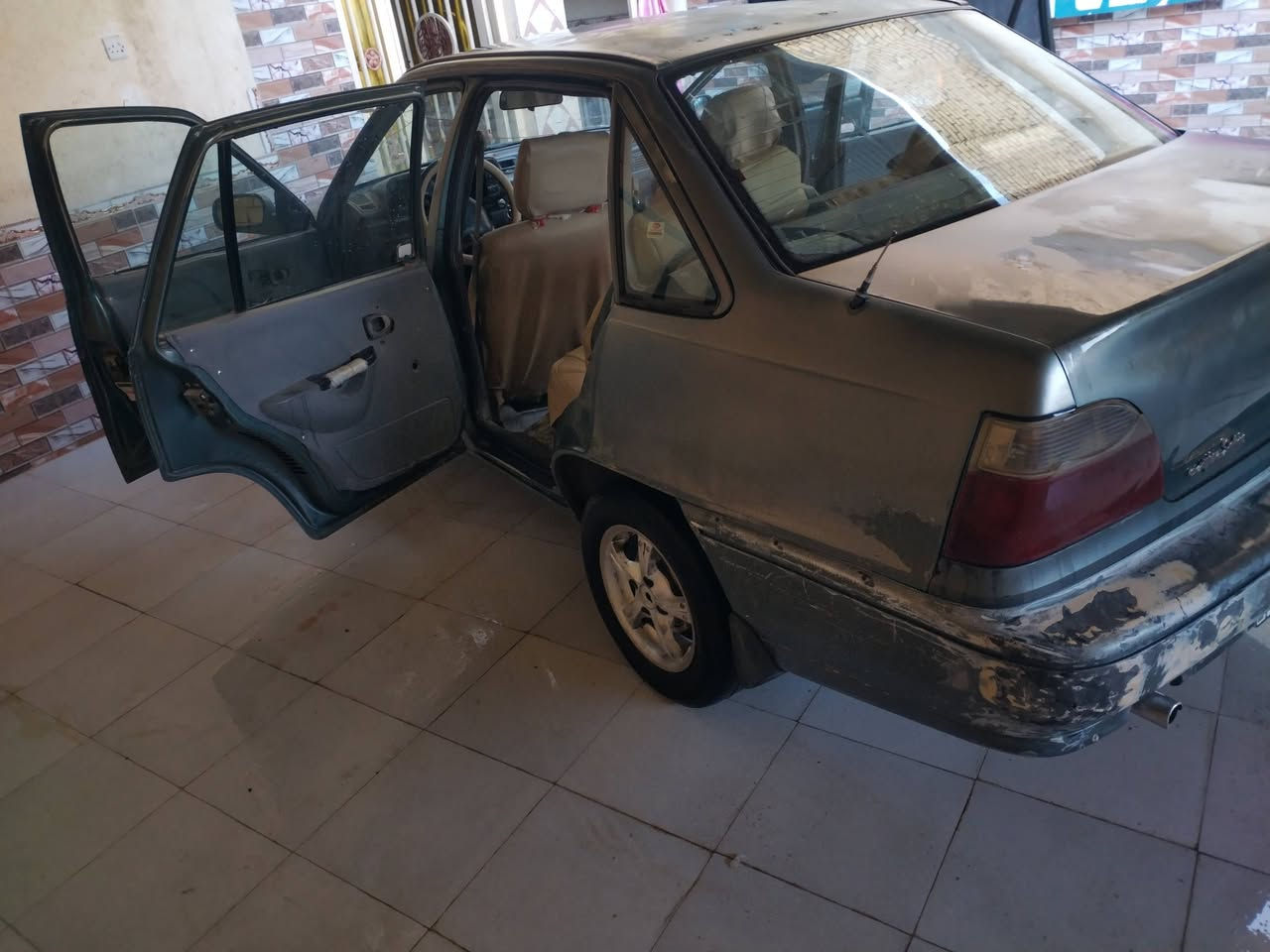 دايو سلو 94 كير ومحرك 1600مفتوح اوتماتيك رقم بغداد انكليزي الدولي هزه ولوحات وسنويه كامله 2030
سياره جاهزه سويج شغل وأطلع وين ماتريد
مكاني ناصريه
***********
