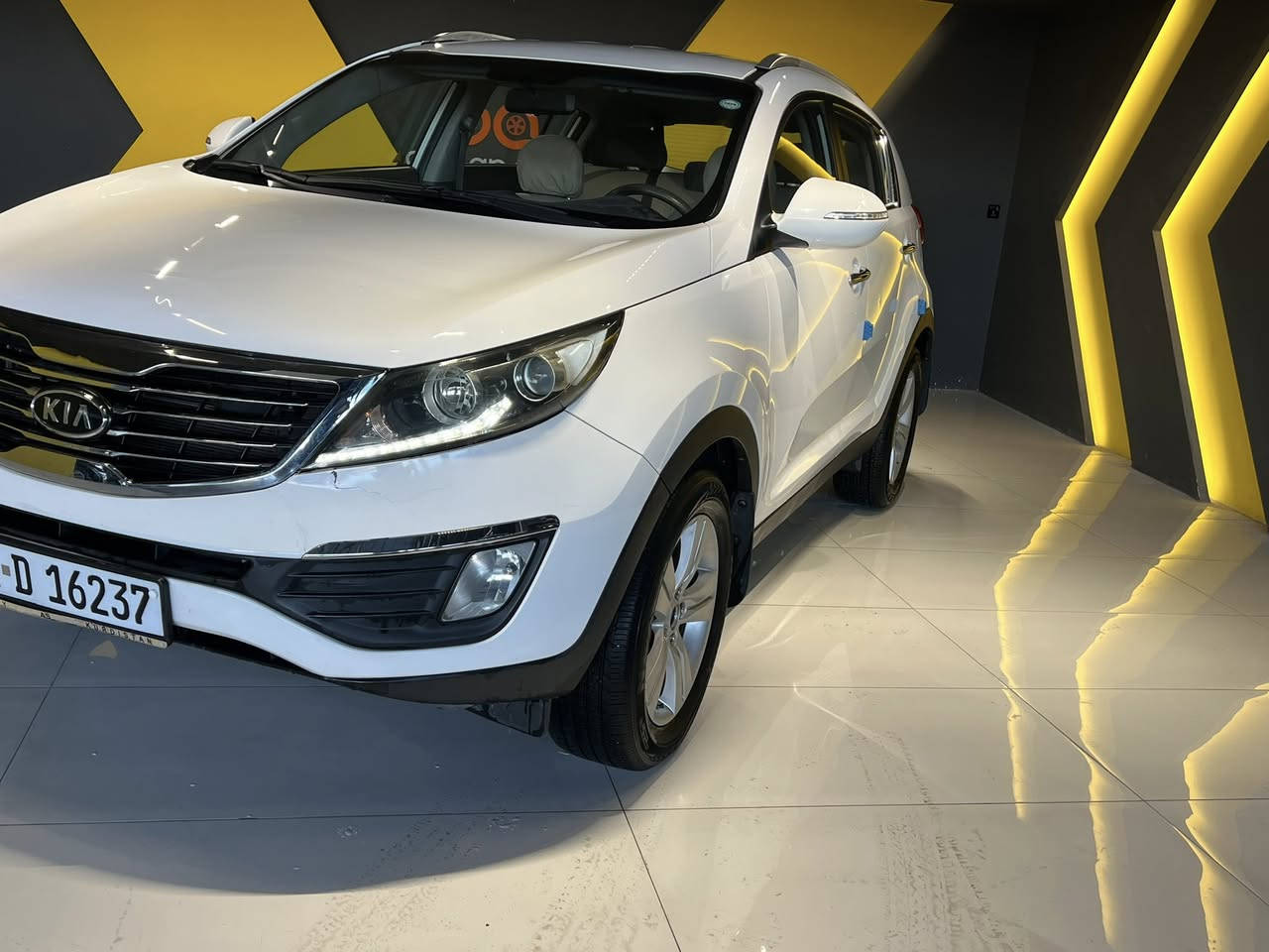 سبورتج 2011
خليجي محرك 2000محرك دوش مواصفات
يدات نيكل 
مرايه شفت
كشن كهرباء 
تبريد لمس
بدون صبغ
تايرات جديده سنويه بأسمي
السعر140
مكانها السليمانية للاستفسار فقط اتصال 
***********
