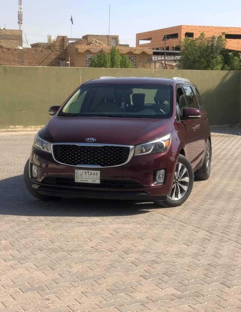 السلام عليكم
عندي سيدونا ١٥  بيها خمس قطع فول مواصفات بدون فتحه داخل بيجي السياره كلش نظيفه اريد اراوس بسينا هايبرد والفرق نقد يعني سينا حك ٢٣٠ورقه مو اكثر اذا احد يحب يراوس

للاستفسار***********
