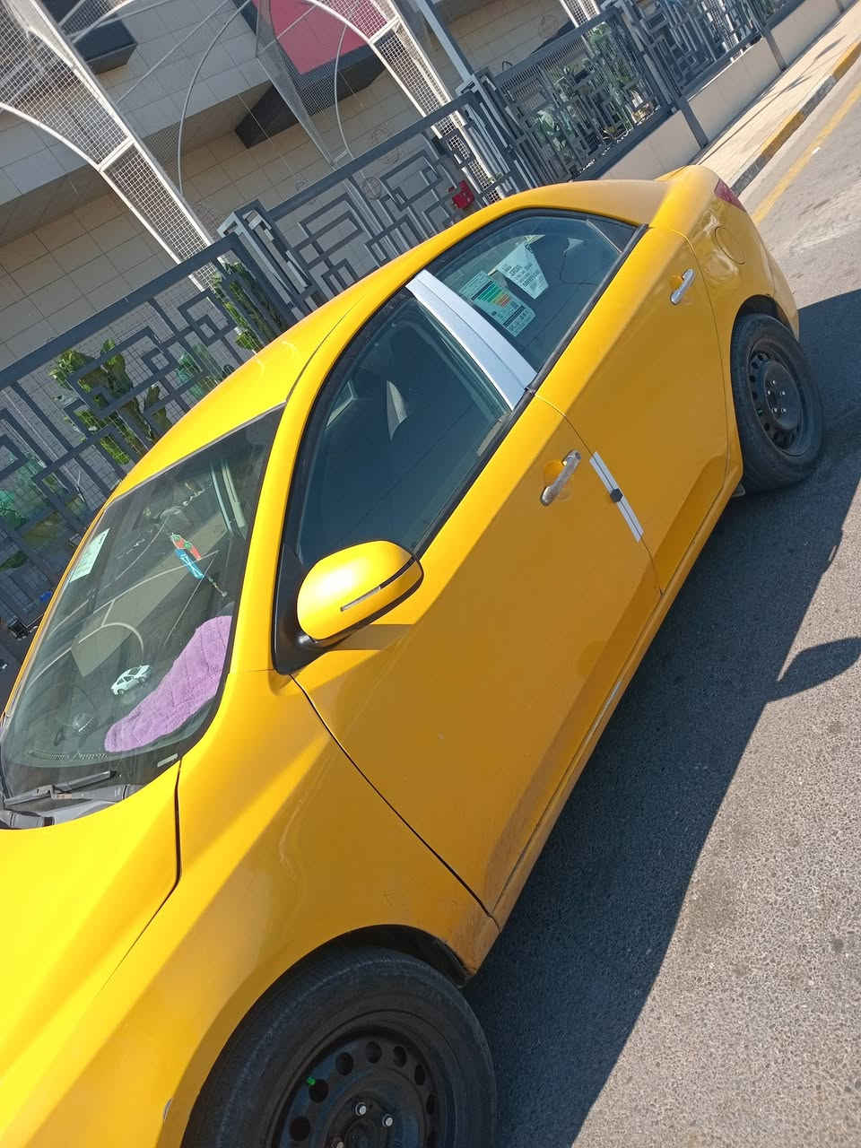 سلام عليكم سياره اللبيع كيه فورتي موديل ١٢ سياره بسمي والرقم قبل شهر بدلته مصفره هيه وغرامه مكان سياره بغداد الشعب وهاذه رقمي *********** سعره ٧٨
